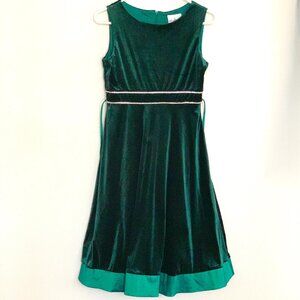 Rich, Elegant Emerald Green Long Velvet Dress for Girls (size 16)